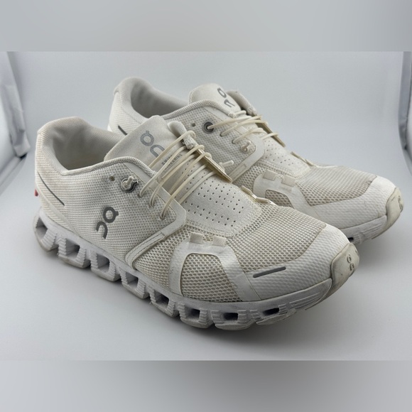 On Running Shoes - On Running Cloud 5 All White Triple White 59.98918 womens Running Sneakers Sz 7